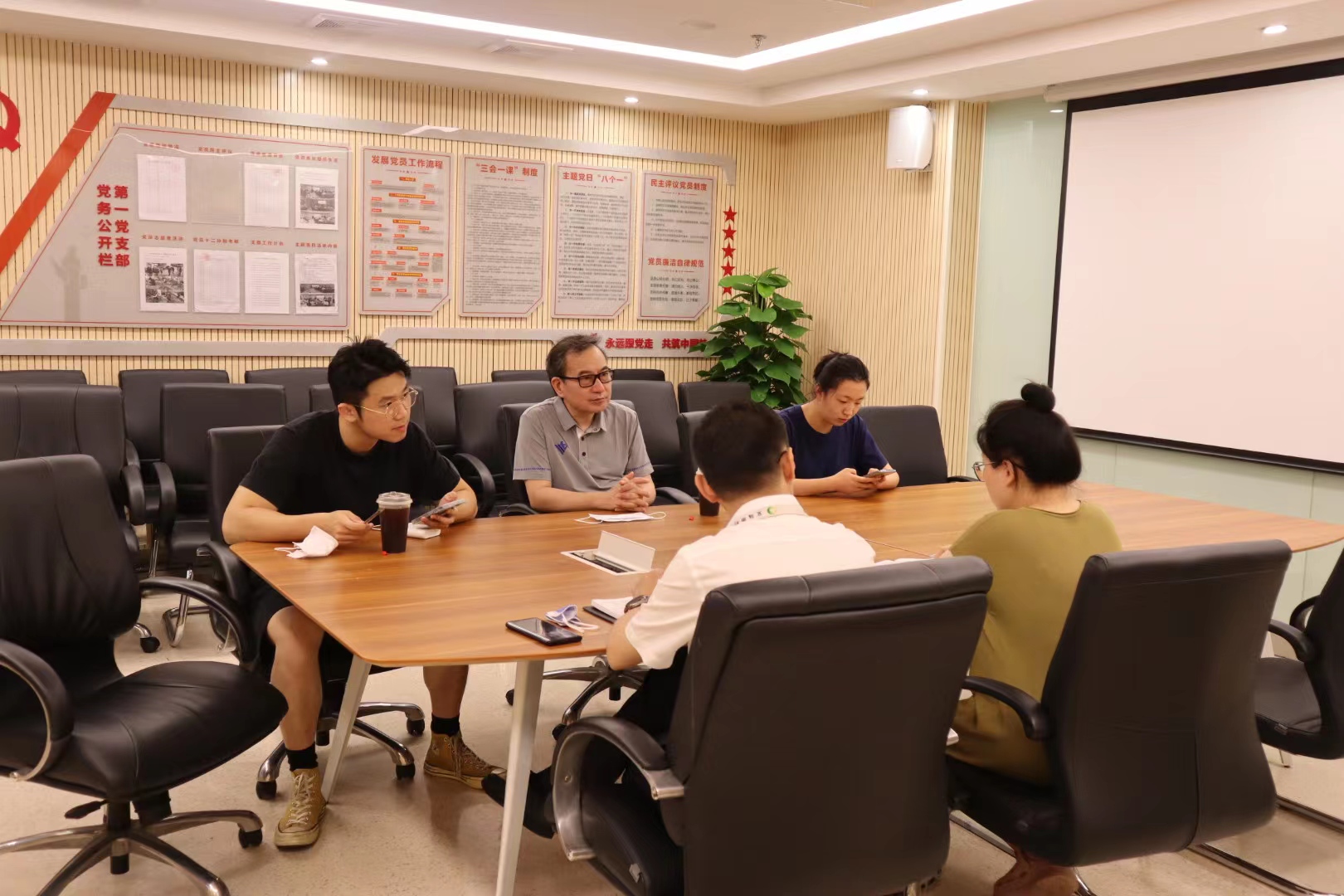 微信图片_20220719140007.jpg